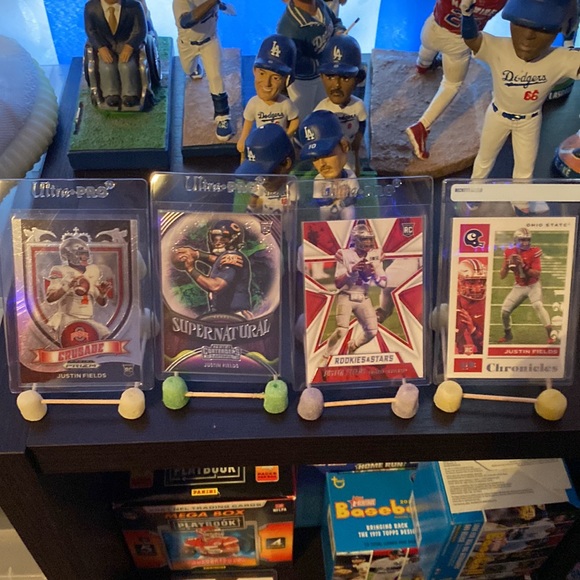 Justin fields 16 card rookie lot 🔥 🏈 - Picture 2 of 4